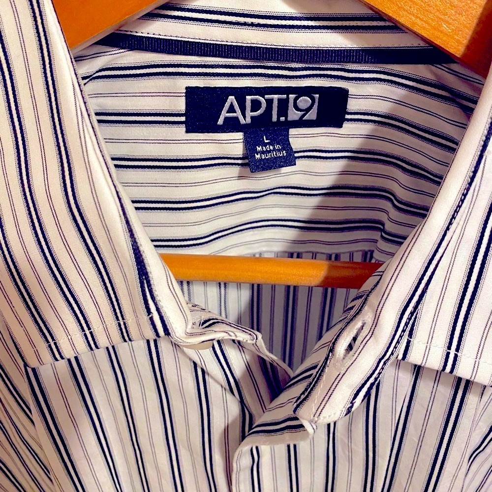 Men’s Large shirt. Long sleeve. Pinstripe. Great condition.